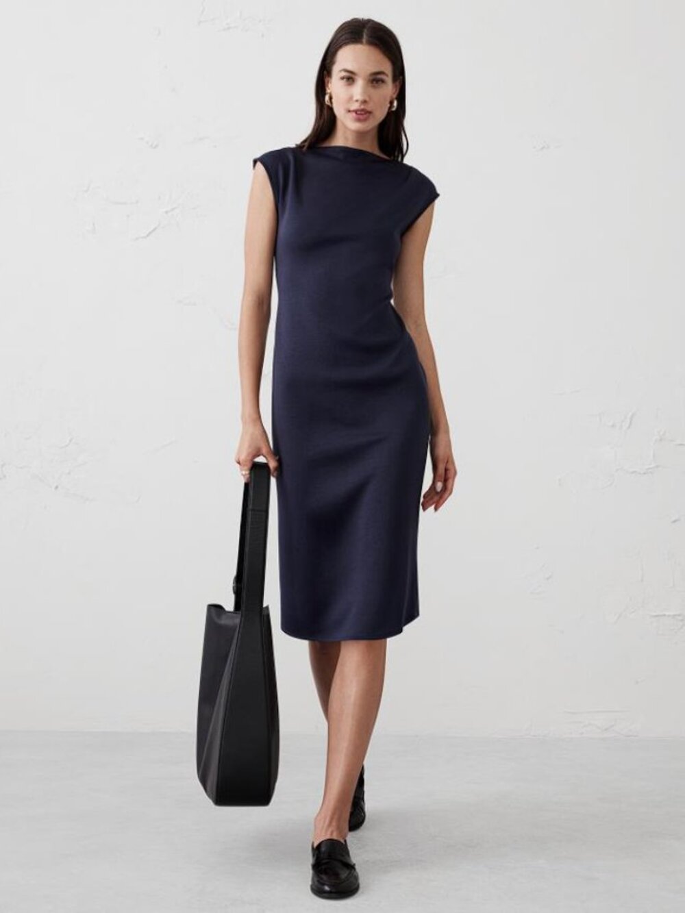 BANANA REPUBLIC FACTORY Women's Soft Touch Scuba Sheath Dress Sz M Preppy Navy